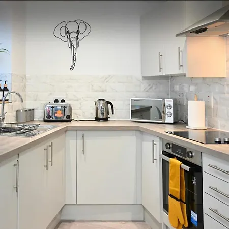 Riverstone Apartments - 2 Bed Modern Apartment In Central Location Bedford Extérieur photo