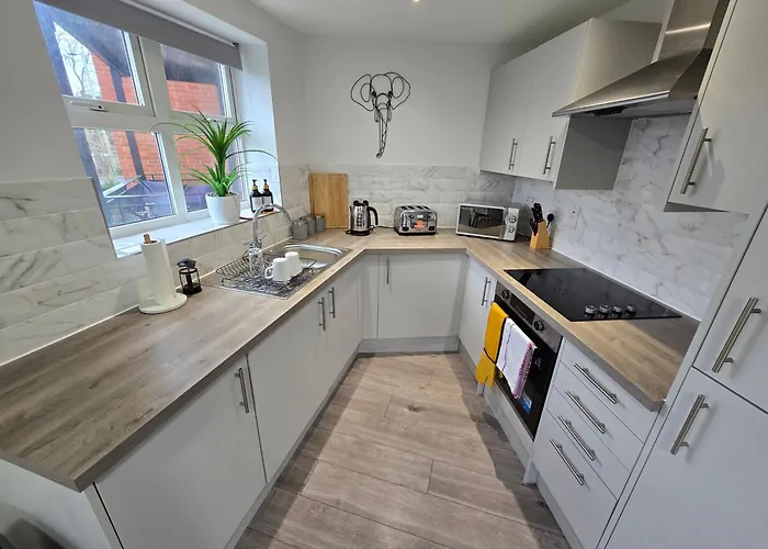 Riverstone Apartments - 2 Bed Modern Apartment In Central Location