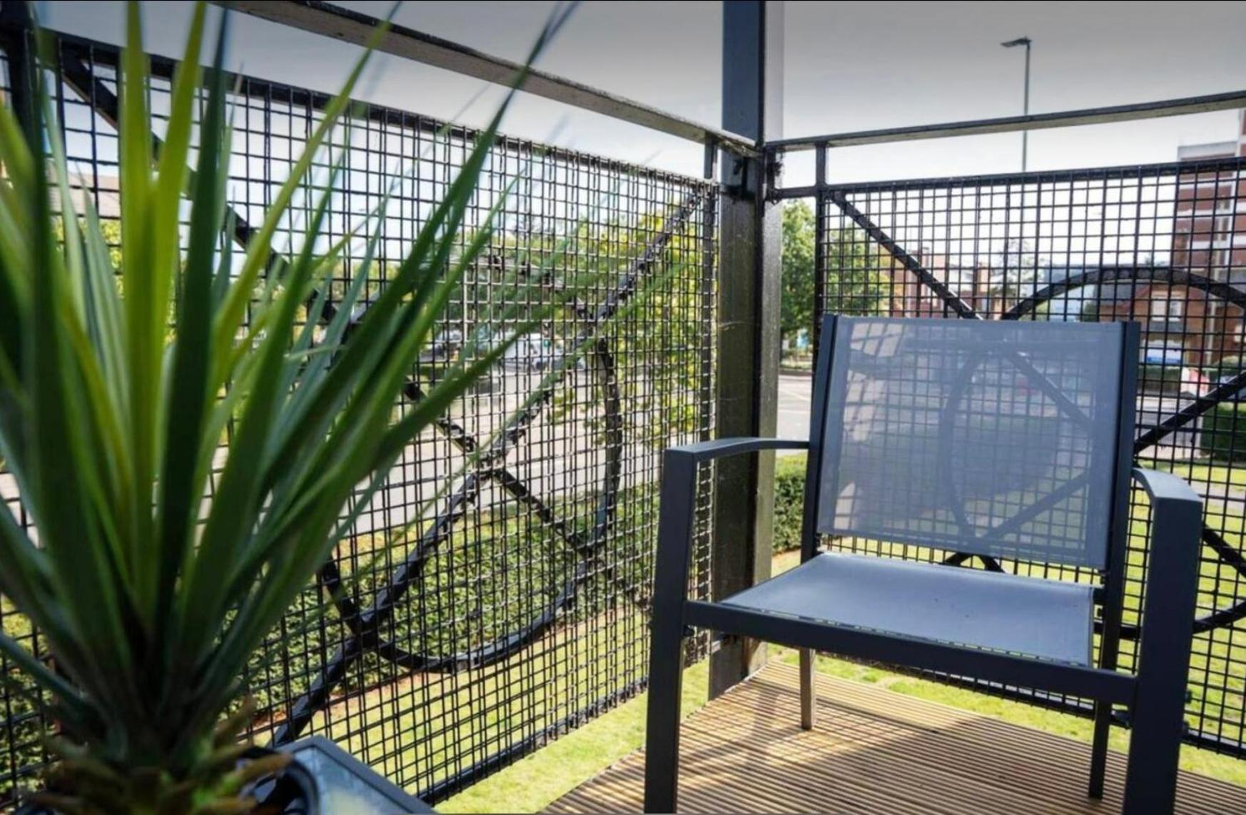 Riverstone - 2 Bed Modern In Location