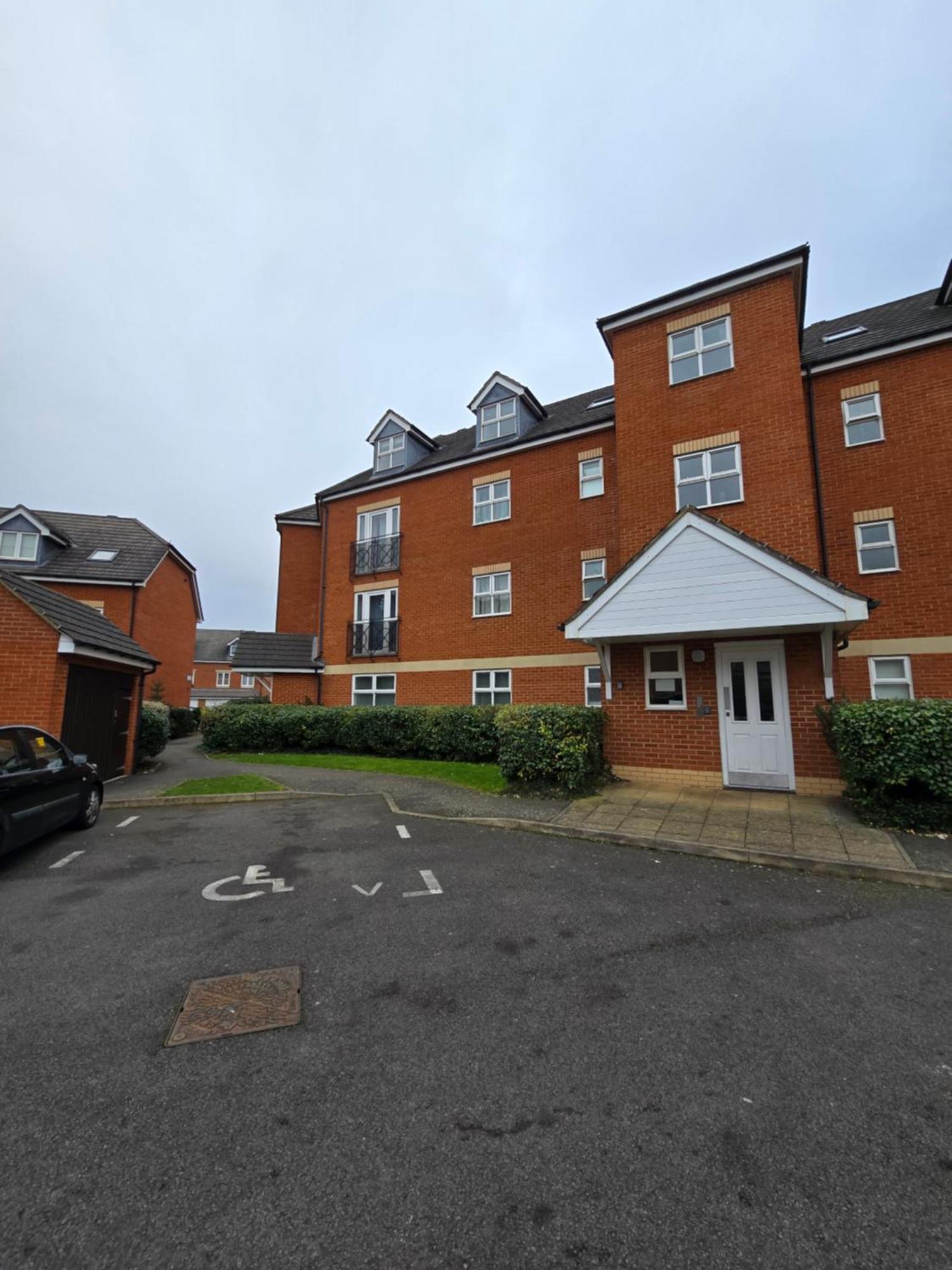 Riverstone - 2 Bed Modern In Location Apartment